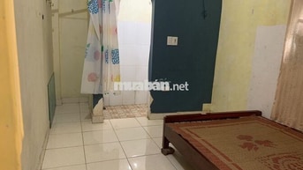 Nhà trọ giá rẻ 13 m² giá 1tr4 Quang Trung Hà Đông, có sẵn giường.