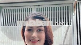 Nhà 2 tầng Tân Thuận Tây Q7  Có 3 phòng cho thuê 20.t.r/ tháng