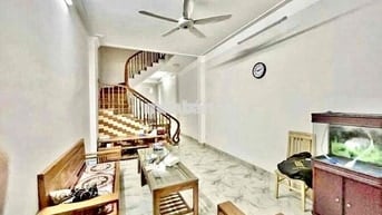PHỐ BẠCH MAI - VÀI BƯỚC MẶT PHỐ - CHỦ TỰ XÂY - 44m2 - 4 TẦNG - 6.x TỶ