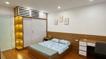 Tôi bán CHTT (Tầng 2) phố Vạn Bảo - Đội Cấn giá 4,59 Tỷ. 66m2 (2N+VS)