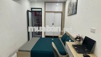 chung cư mini mới , có thể ở luôn .