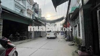 bán gấp nhà 100m2. 3 tầng. đ/số 6. BHHB. Bình Tân