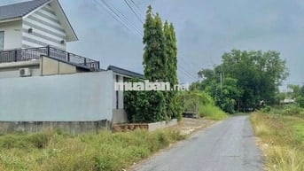 KẸT CHUYỆN GIA ĐÌNH, ANH NAM GỬI BÁN GIÚP LÔ ĐẤT ĐẸP 150M2/780TR, SHR