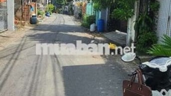 BÁN NHÀ 2 TẦNG MẶT TIỀN GẦN TRUNG TÂM HÀNH CHÍNH – DĨ AN, BÌNH DƯƠNG