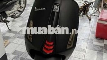 Vespa Sprint 2022 đen nhám