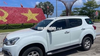 Isuzu Mu X 2019 - 160000 km