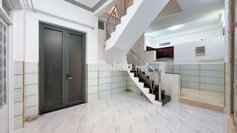 Tỉnh lộ 10 P.An Lạc A Q.Bình Tân 4 tầng 5PN chỉ 3 tỷ 950