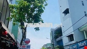 Bán nhà 3 tầng 115m² có 5 phòng 5 WC đường Hải Hồ gần chợ Đống Đa