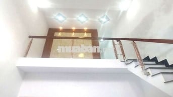 Cần bán căn nhà mới đẹp tại Đông Thạnh Hóc Môn , ngay chợ và tiện ích