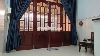 Nhà 88m2, 3PN+2máy lạnh, đường Ng.T.Kiểu, cách trường học L.V.Thọ 200m