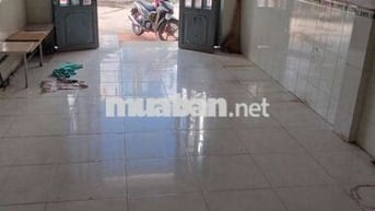 Nhà nguyên ngay trong lòng chợ Trần Văn Quang - 4❌8 trệt 1 lầu đúc