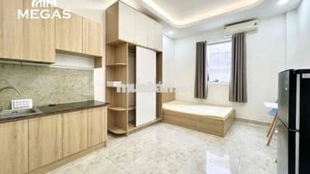 CĂN HỘ CỬA SỔ ĐÓN NẮNG , 30m2 , NGAY MẶT TIỀN GIÁ TỐT - GA SÀI GÒN Q3