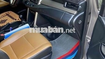 Toyota Innova 2018 2.0E - 200000 km