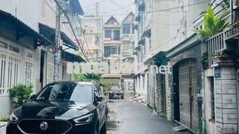 Cho thuê nhà hẻm xe tải thông Quang Trung (4x15m)