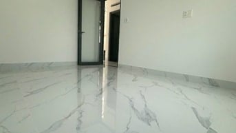 Bán nhà mới xây hẻm xe máy gần đường lớn , Giá 5.8 tỷ