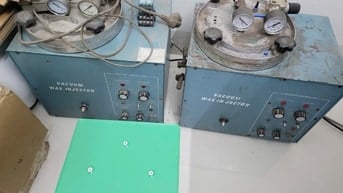 Máy bơm sáp thế hệ mới bán tự động