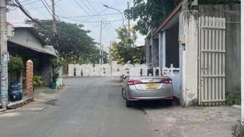 NHÀ LÔ GÓC LINH CUÂN DT 50M2 GIÁ NHỈNH 3 T.Ỷ