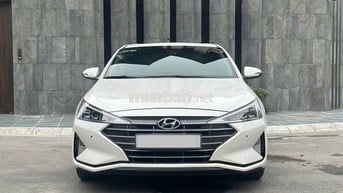 Hyundai Elantra 2021 màu trắng 2.0AT
