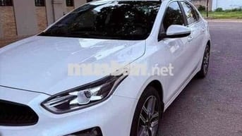 Cerato 2020 2.0 AT Premium