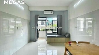 Cho Thuê Duplex 1PN , Góc 2 MT , Ngay Bàu Cát , Đại Học Văn Hiến , MGR