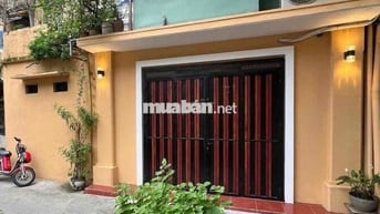 Kinh doanh căn tập thể phố Quỳnh Mai nhà đẹp oto đỗ cửa 2 thoáng 80m t