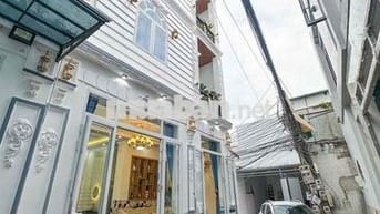 NHÀ BÁN HẼM 11 ĐA KHOA TRUNG UONG NGUYEN VAN LINH