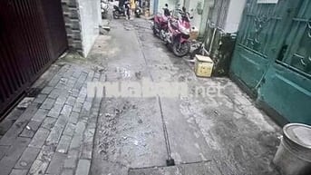 2..78.T Nhà 2 Tầng sát MT-đường luỹ bán bích,Dtsd 56..m2 gồm 2pn,2wc