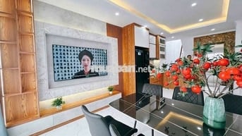 Nhà Định Công, 6 tầng, thang máy, nội thất đẹp, gần phố