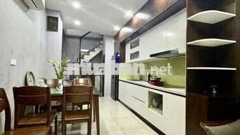 NHÀ PHÙNG CHÍ KIÊN-CẦU GIẤY-30M-5T-Ô TÔ ĐỖ CỬA-NGÕ Ô TÔ TRÁNH-8,8 TỶ