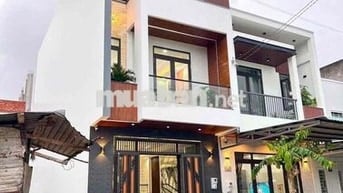 NHÀ 3 TẦNG FULL NỘI THẤT KHU HỒNG LOAN 6A