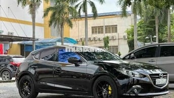 Mazda 3 2016 1.5 AT Hatchback - 80000 km