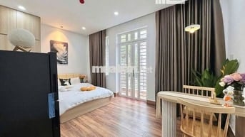 Cho Thuê Căn Hộ Ban Công Fuil Nội Thất ở Ung Văn Khiêm, Bình Thạnh
