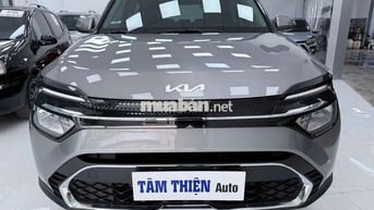 KIA CARENS sx2023 1.5G IVT - 15139 km
