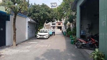 Nhà Dài Rộng Trệt Lầu 4x25 3pn Sân Xe Hơi 1/ Tx25