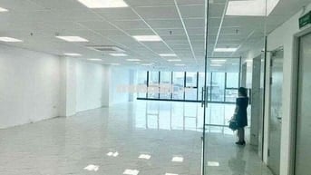 SÀN VĂN PHÒNG MẶT PHỐ LÊ VĂN LƯƠNG 165M GIÁ CHỈ NHỈNH 36TR ĐẸP KENG