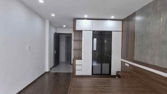 Chị Thư cần bán nhà P. Lê Lợi, HĐ, DT 48m 5T T.máy, gần phố,Giá chỉ 9t