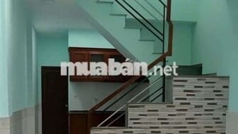 Cho thuê nhà hẻm ngay chợ Việt Hưng 3pn