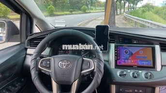 Toyota Innova 2016 2.0E - 180000 km