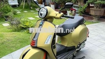 Vespa GTS Super Sport khoá Keyless mới chạy 300 km