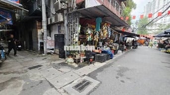 Nhà tập thể #Nguyễn_Trãi, sổ riêng, diện tích sd 75m2, 3PN + 2VS.