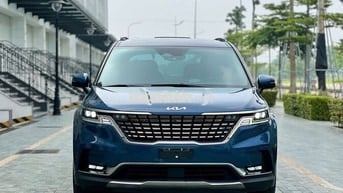 Kia Carnival 2023 Signature 2.2D - 69,000 km.