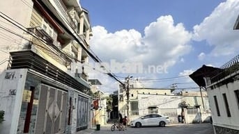 NHÀ ĐƯỜNG 2 — TRƯỜNG THỌ — 4 tầng, hẻm xe tải, xe hơi ngủ ngày đêm.