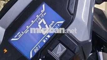 Cần đổi xe nên cần bán