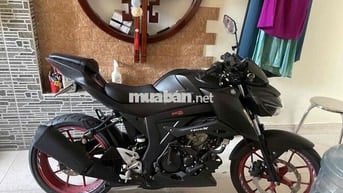 Gsx S150 gl Satria raider.