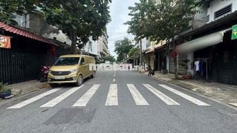 chỉ hơn 4..x T MTKD họ Lê 12m có vỉa hè-nhà 3 lầu- 6pn-3vs- Dt-3,5x 12