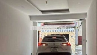 Bán đất tặng nhà 3 tầng, phố Ngọc Trì- Thạch Bàn, ô tô vào nhà,