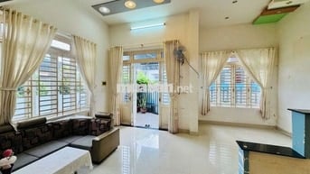 Nhà mê kiên cố hẻm nguyễn công trứ