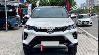 Toyota Fortuner Legender 4x2 AT 2023 - 19000 km