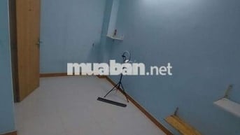 Phòng trọ giờ giất tự do, có sẵn máy lạnh