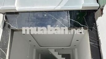 còn 1 căn nhà cuối ở Mã Lò,DT 38m2/ 3ty 05 , SHR,hẻm oto vào tân nhà